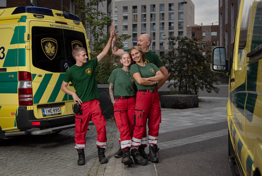 Uudenmaan sairasautokeskus Oy - Avoimet työpaikat.